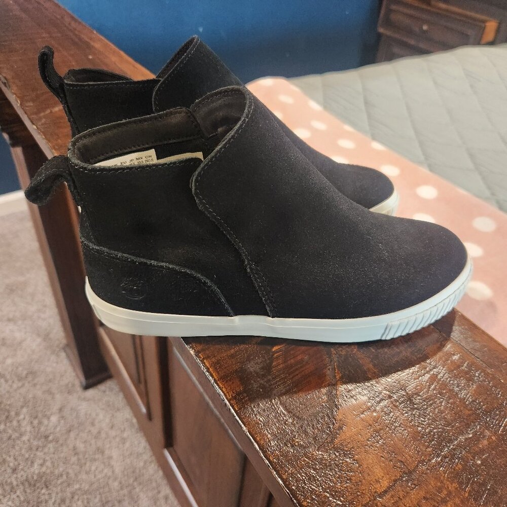 Timberland Bay Pull on Booties - Picture 1 of 1